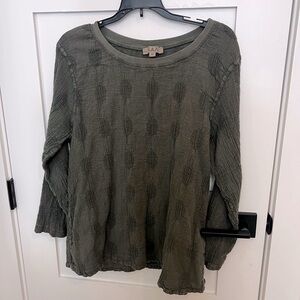 Flax Army Green top Size medium